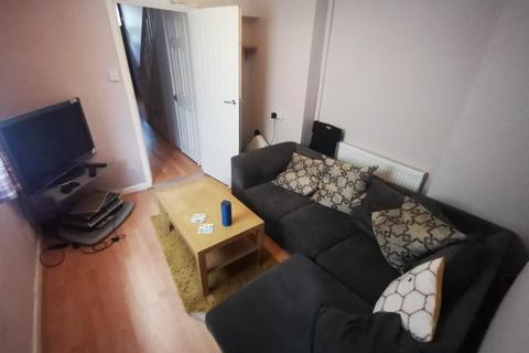 5 bedroom terraced house to rent, Coburn Street, Cathays, Cardiff