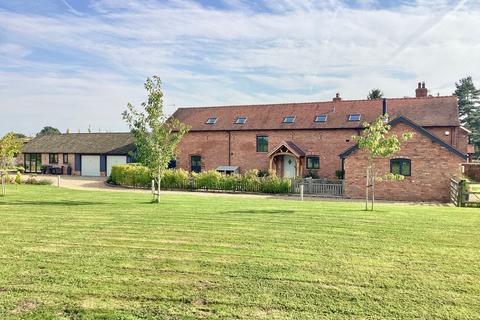 6 bedroom detached house for sale, Gradeley Green, Burland, CW5