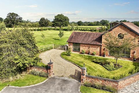 6 bedroom detached house for sale, Gradeley Green, Burland, CW5