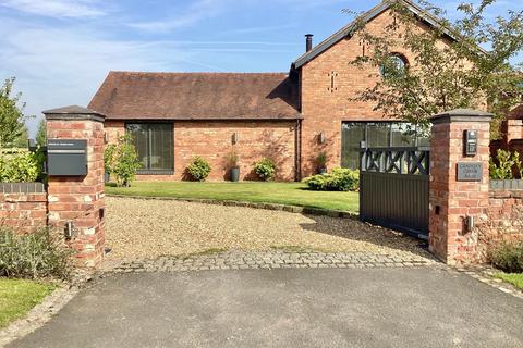 6 bedroom detached house for sale, Gradeley Green, Burland, CW5