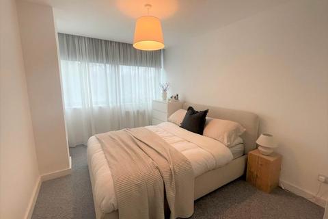 1 bedroom flat to rent, Burrell Road, Haywards Heath,