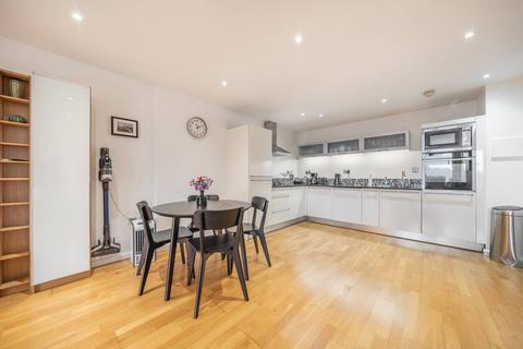 2 bedroom flat for sale, Ability Place, Canary Wharf, London, E14