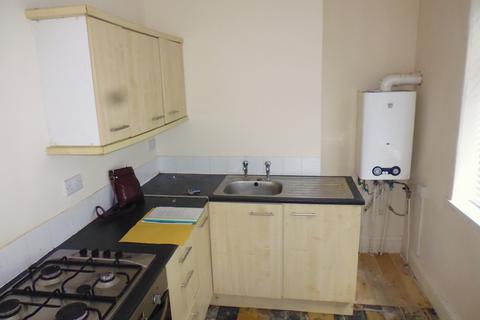 2 bedroom ground floor flat to rent, Black Road, Hebburn NE31