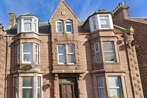 2 bedroom flat to rent, Queen Street, Peterhead AB42