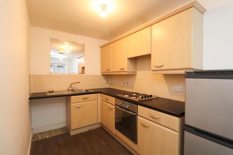 2 bedroom property to rent, Pavilion Close, Stanningley, Pudsey, Leeds, LS28