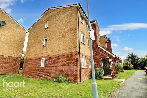 1 bedroom flat for sale, Express Drive, Ilford