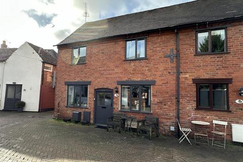 3 bedroom end of terrace house for sale, Swan Court, Swan Street, Alcester