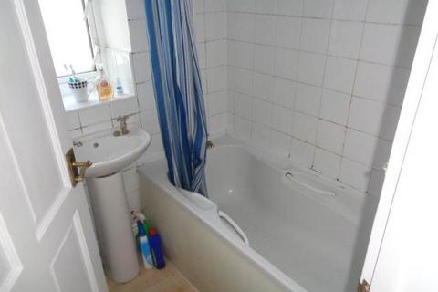 4 bedroom terraced house to rent, Cwmdare Street, Cathays, Cardiff