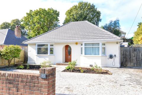 Oakwood Avenue, New Milton, Hampshire, BH25