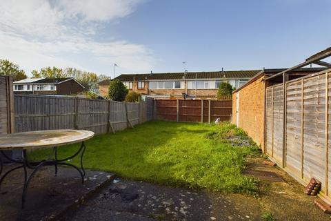 3 bedroom end of terrace house for sale, Cygnet Road, Portsmouth PO6