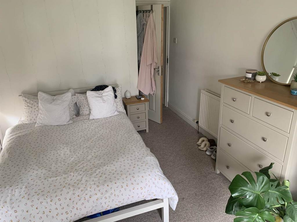 First Floor Rear Bed