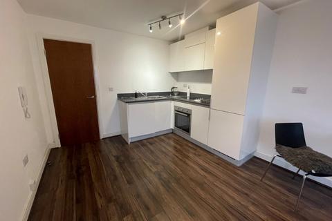 1 bedroom flat for sale, Waterfront West, Brierley Hill, West Midlands, DY5