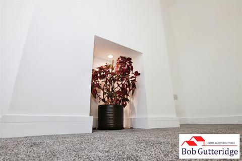 3 bedroom semi-detached house for sale, Basford Park Road, May Bank, Newcastle