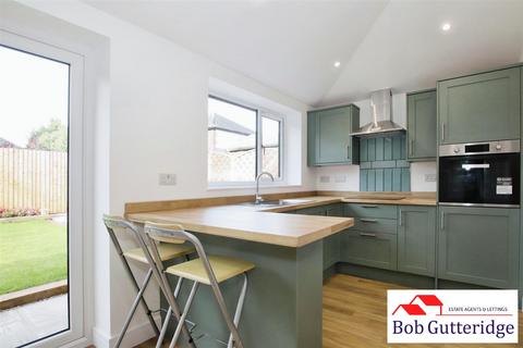 3 bedroom semi-detached house for sale, Basford Park Road, May Bank, Newcastle