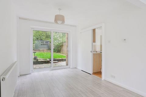 3 bedroom terraced house for sale, Greenacres, Oxted RH8