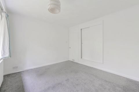 76 Greenacres, Oxted, RH8 0PB
