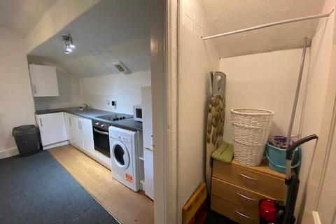 1 bedroom apartment to rent, Sandileigh Avenue, West Didsbury, Manchester