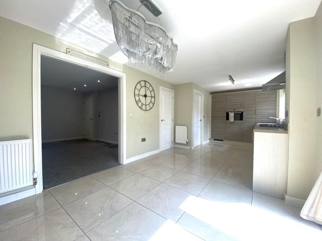 Farm Crescent, Manchester M26 4 bed detached house for sale £385,000