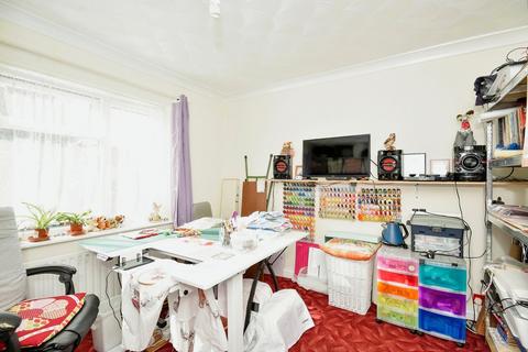 32 Edward Road, Queenborough, ME11 5DE