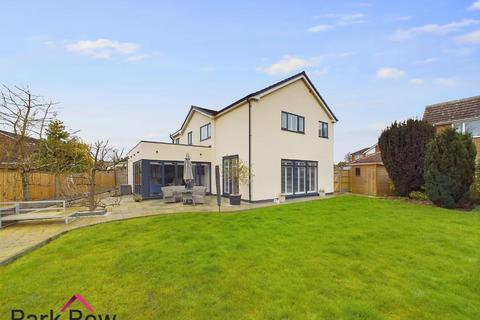 5 bedroom detached house for sale, Rose Lea Close, Hillam, Leeds