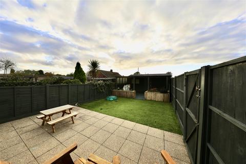 56 Pickering Road, Hull, HU4 6TE