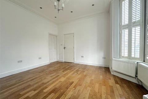 2 bedroom flat for sale, Laleham  Road, London, SE6