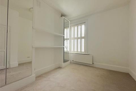 24a Laleham Road, London, SE6 2HT
