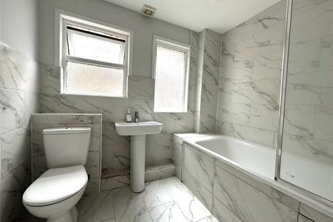 24a Laleham Road, London, SE6 2HT