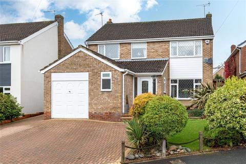 11 Arran Drive, Horsforth, Leeds, LS18 5SW
