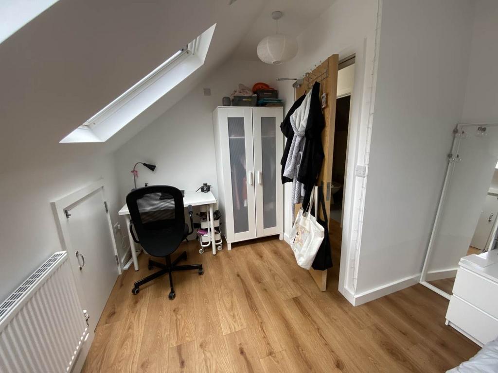 Attic Right Reverse