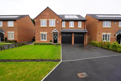 5 bedroom detached house for sale, Burstock Drive, Preston PR4