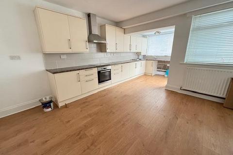 3 bedroom terraced house to rent, East Street, Mickley, Stocksfield