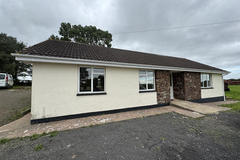 3 bedroom detached bungalow to rent, NR CHULMLEIGH