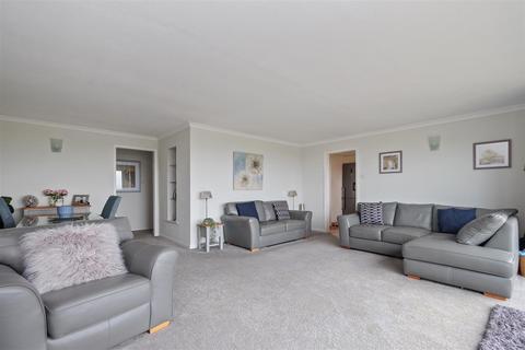 2 bedroom detached bungalow for sale, Norview Road, Whitstable