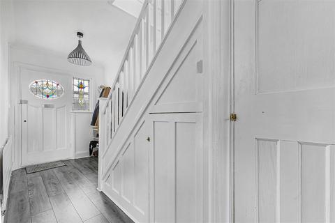 undefined, Ridge Avenue, Winchmore Hill, N21