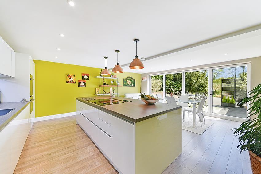 Chipstead Lane, Lower Kingswood, 5 bed detached house for sale £1,450,000