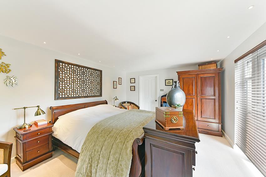 TUDOR HOUSE-13.jpg