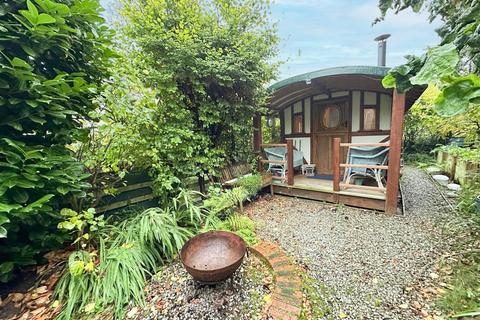7 Aireside Terrace, Cononley, Keighley, BD20 8LY