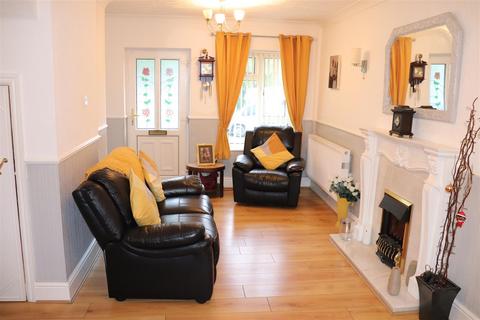 3 bedroom end of terrace house for sale, Grange Crescent, Shelfield