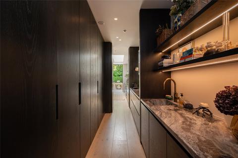 41 Westmoreland Road, London, SW13 9RZ