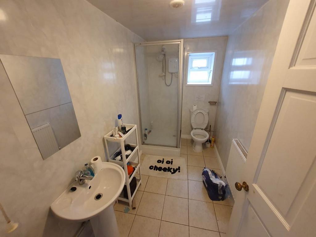Ground floor shower