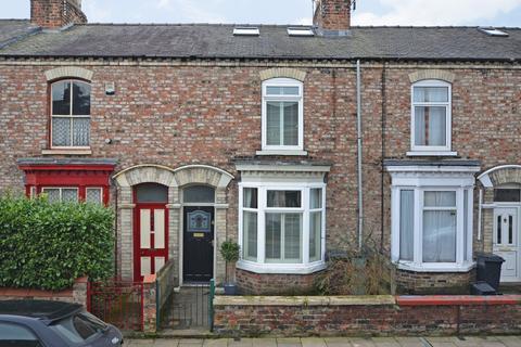 3 bedroom terraced house to rent, Neville Street, Haxby Road, York, YO31