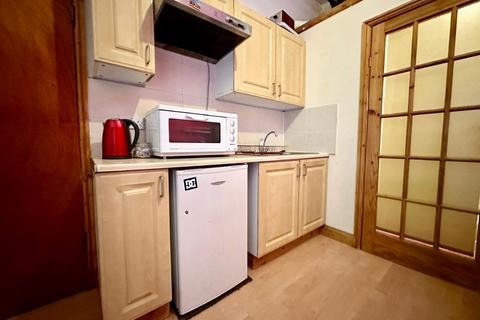 1 bedroom flat to rent, Bright Street, Blackpool, FY4