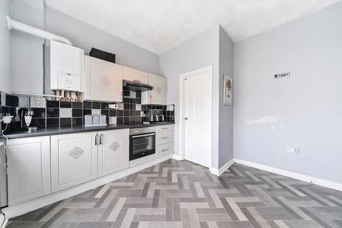 3 bedroom end of terrace house for sale, North Avenue, Southend-on-Sea, Essex