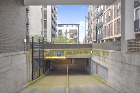 Parking to rent, City Walk London Bridge SE1