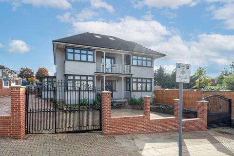 5 bedroom house to rent, Willesden Green, Willesden, London, NW10