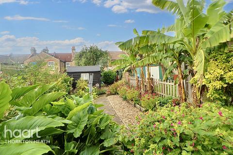 3 bedroom terraced house for sale, Hunter Road, Thornton Heath