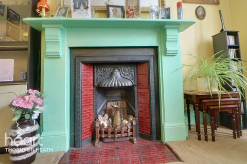 49 Hunter Road, Thornton Heath, CR7 8QJ