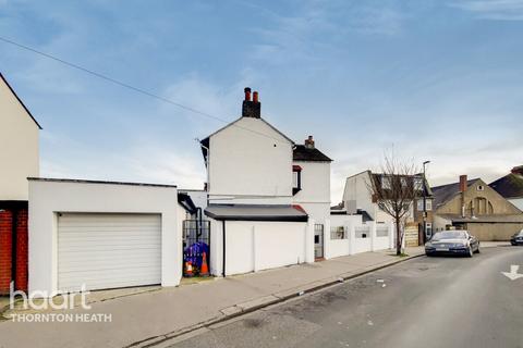 3 bedroom detached house for sale, Raymead Avenue, Thornton Heath