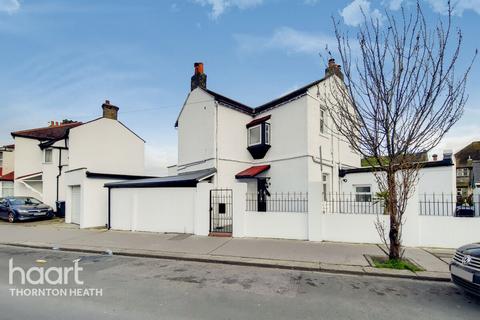 3 bedroom detached house for sale, Raymead Avenue, Thornton Heath